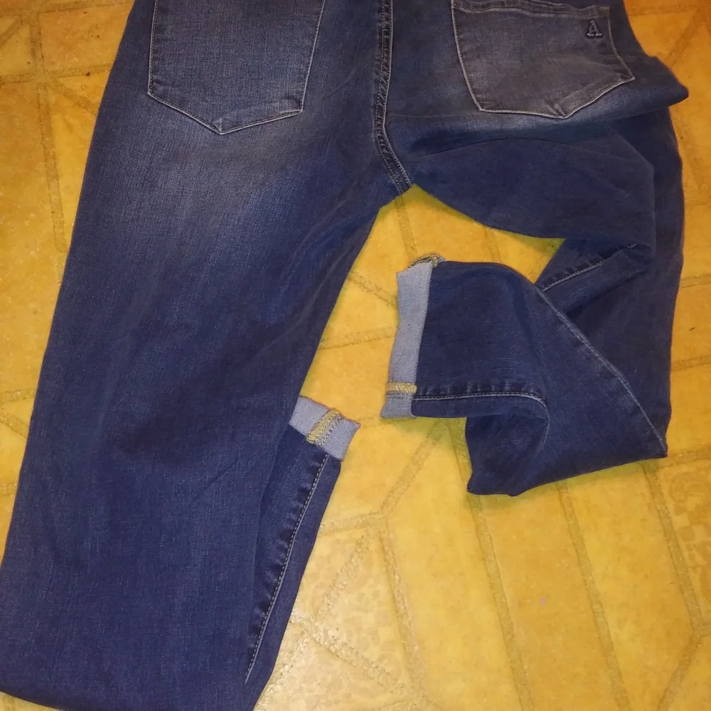 Articles of society distressed jean